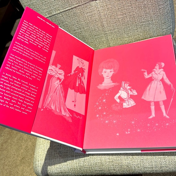 “Barbie Takes The Catwalk” Book - Picture 3 of 7